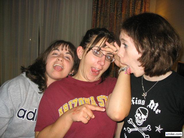 Uploaded by randomvandal: Jenn, Erika, & Jesy throwing down some funny looks.